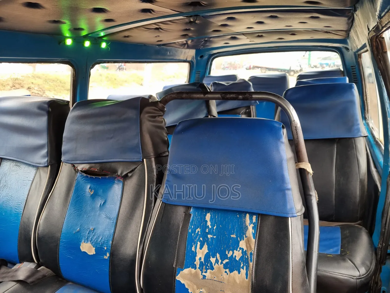 Toyota HiAce 2000 White