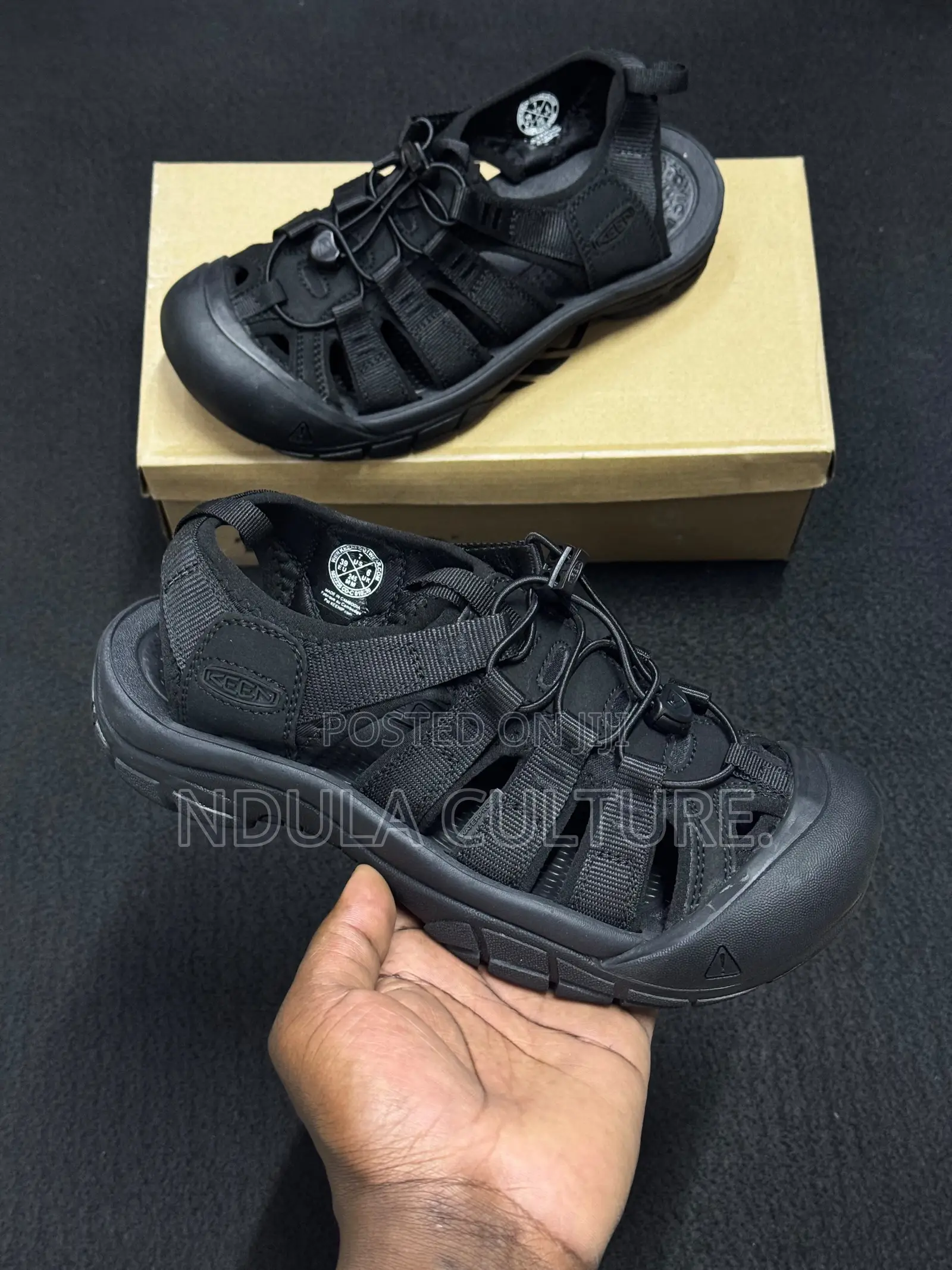 Brand New Keen Newport