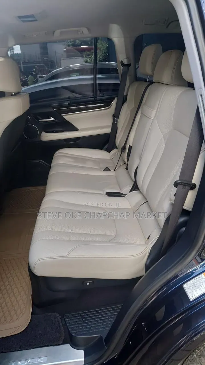 Lexus LX 2017 Black