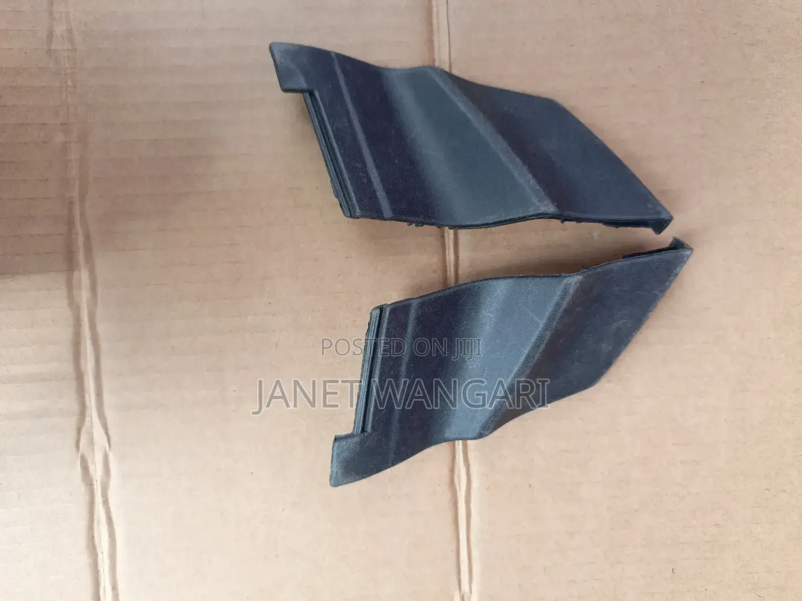 Windscreen Finisher/ Mirror Rubber Belta