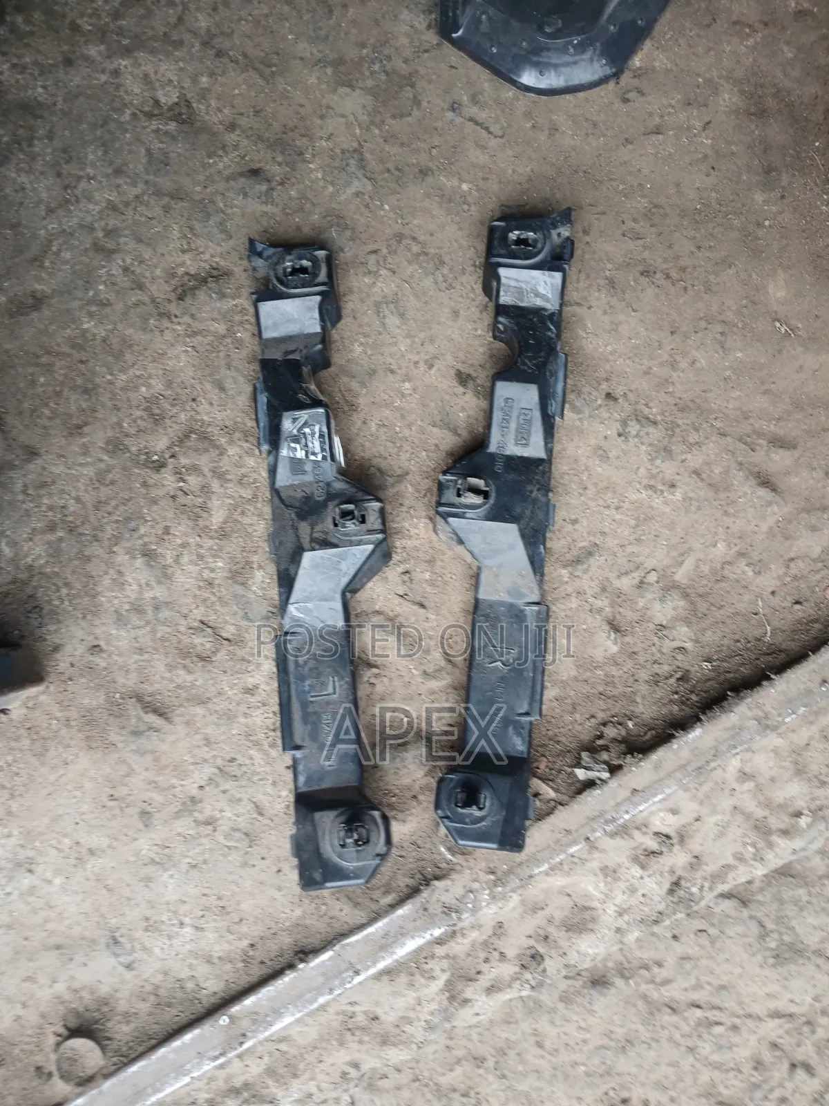 Bumper Holders Toyota Harrier 240