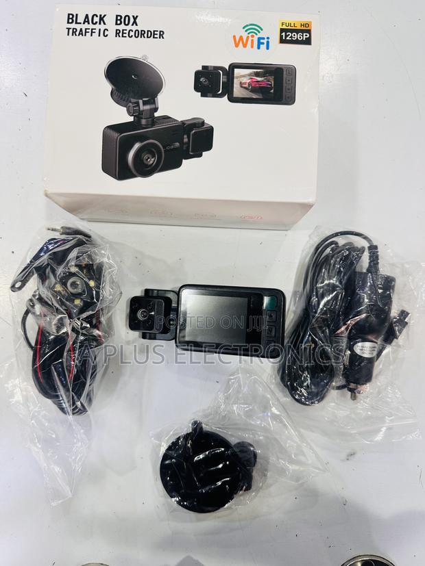 Blackbox Dash Camera 3 Lens S23 Wide Angle Triple Lens Recorder