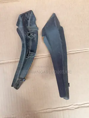 Windscreen Finisher/ Mirror Rubber Atenza