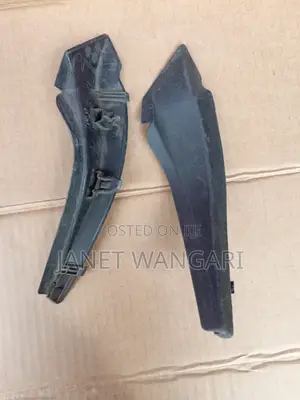 Windscreen Finisher/ Mirror Rubber Atenza