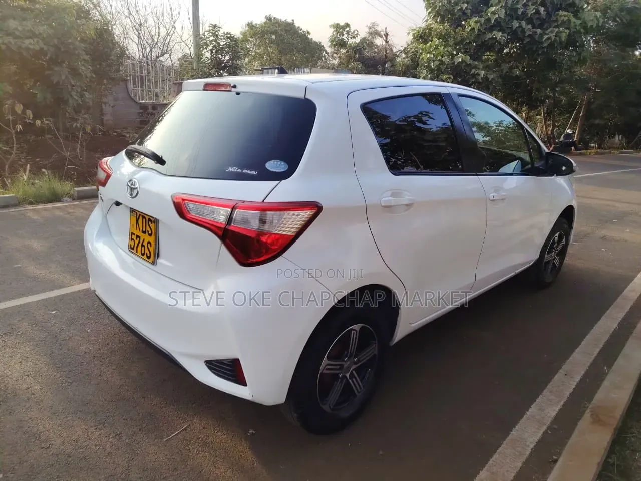 Toyota Vitz 2018 White