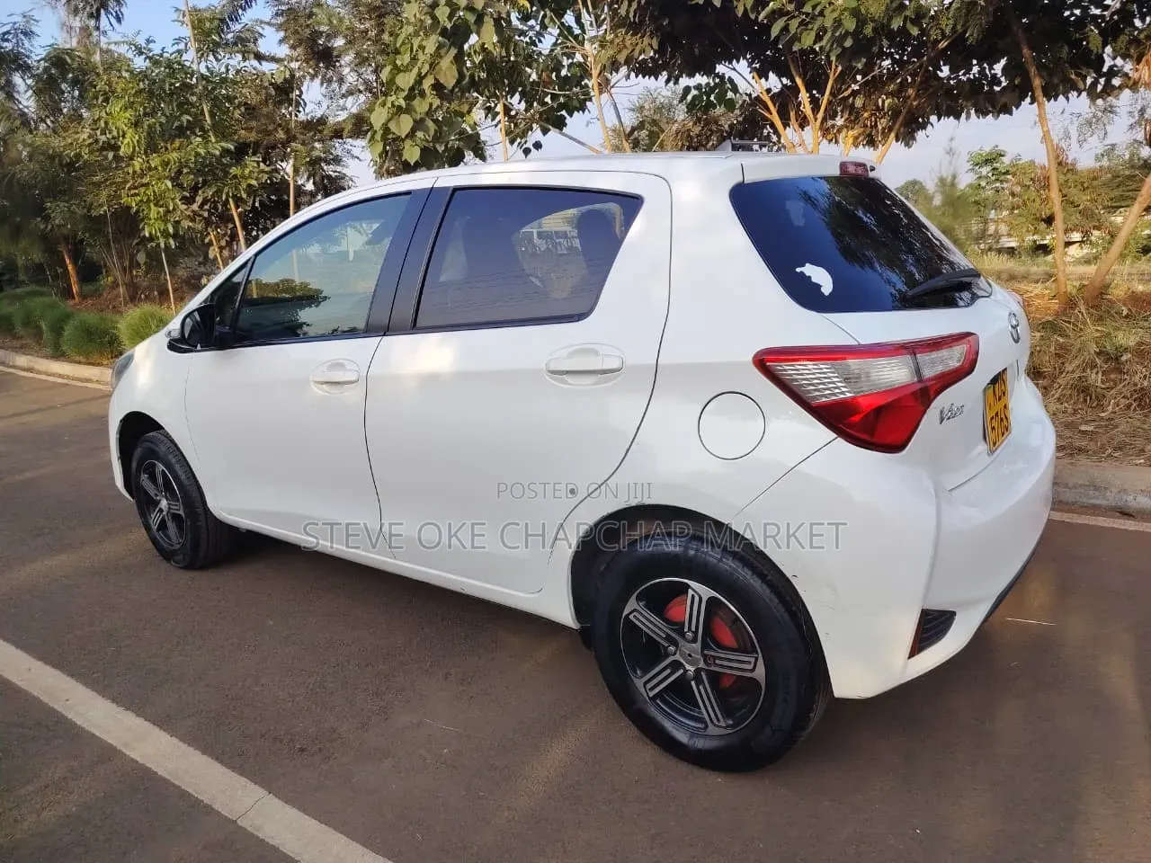 Toyota Vitz 2018 White