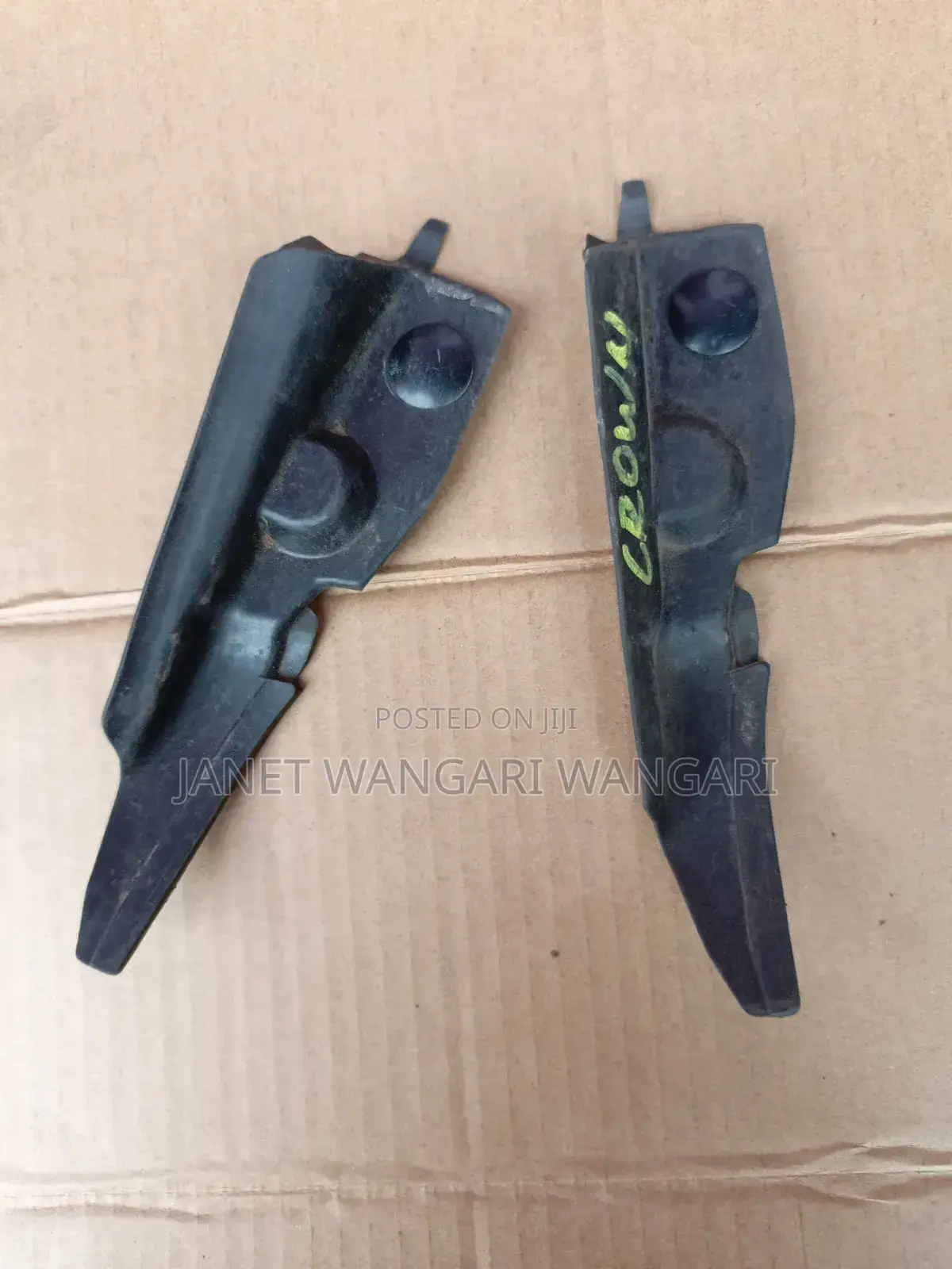 Windscreen Finisher/ Mirror Rubber Crown