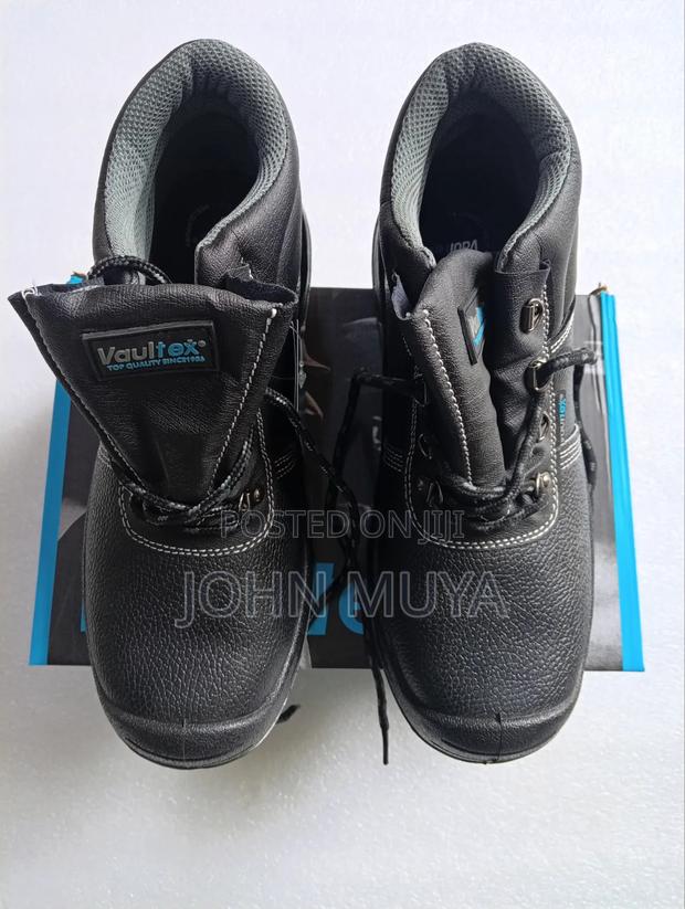 Best Quality Vaultex Safety Boots/ Footwear
