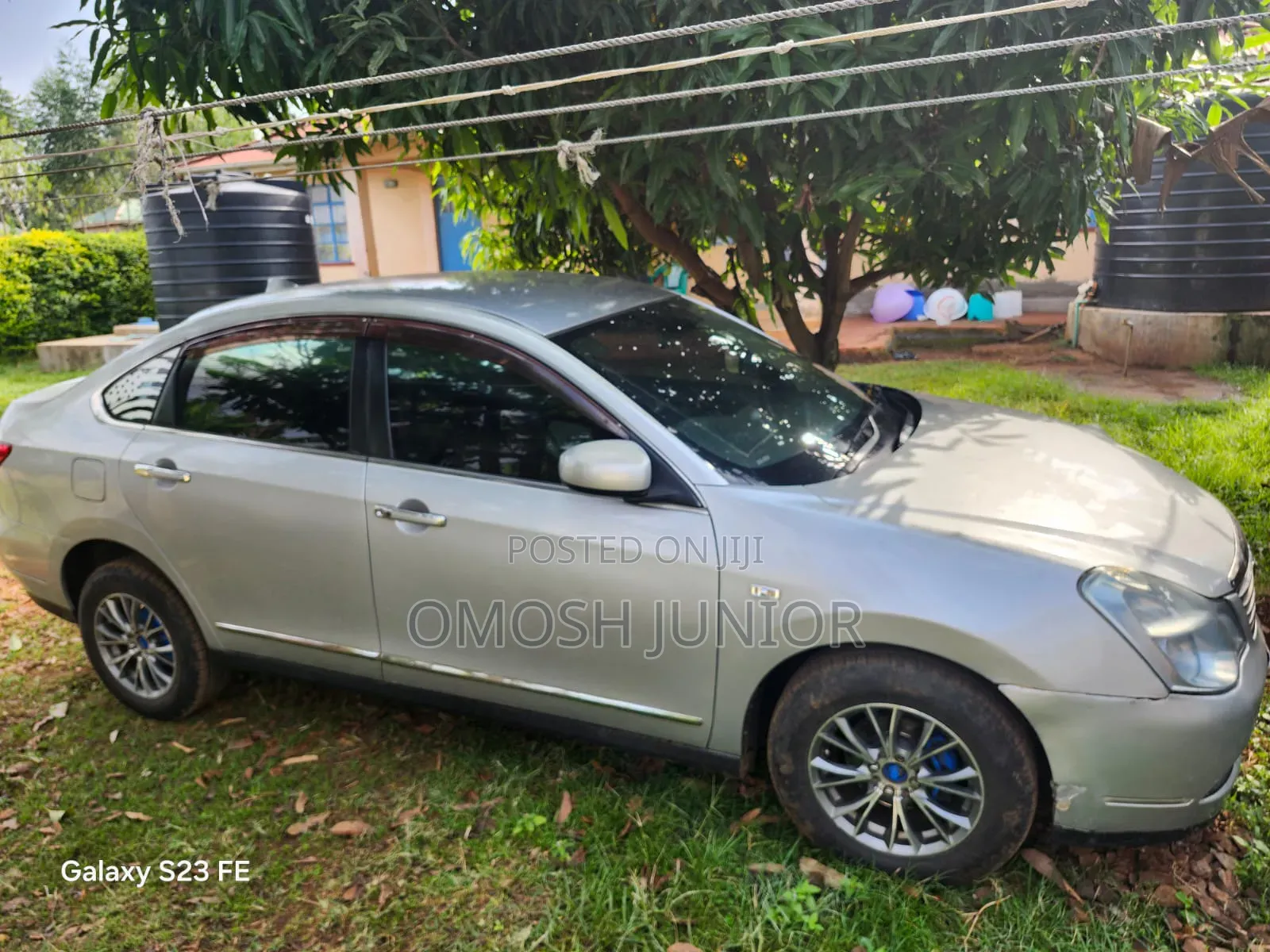 Nissan Bluebird 2010 Gray