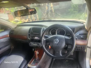 Nissan Bluebird 2010 Gray