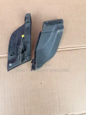 Windscreen Finisher/ Mirror Rubber Prius