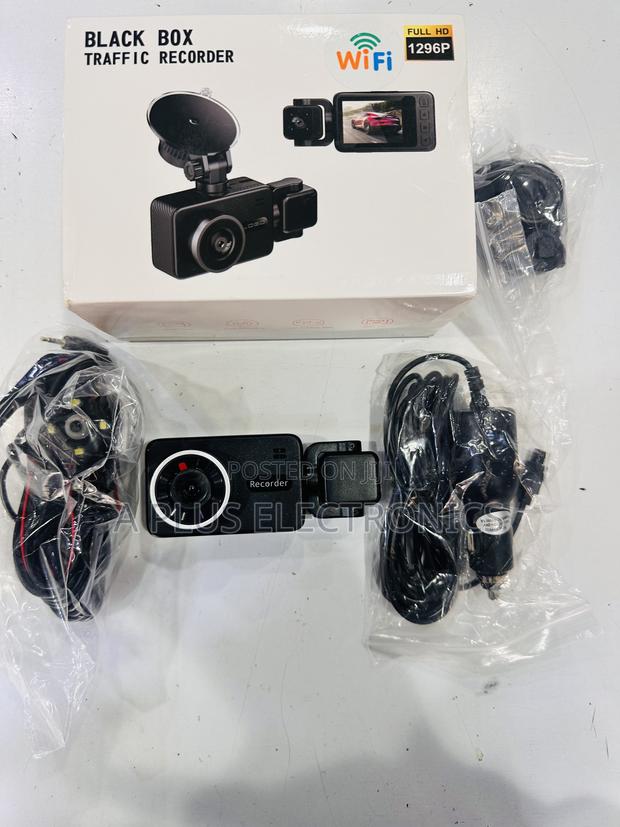 Blackbox Dash Camera 3 Lens S23 Vehicle Surveillance Camera - thumbnail 2