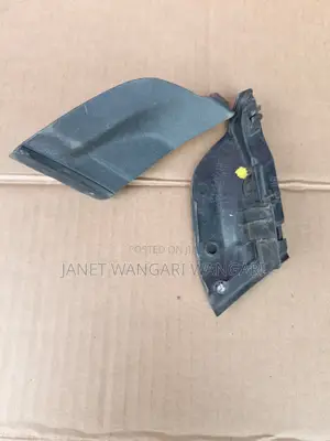 Windscreen Finisher/ Mirror Rubber Prius