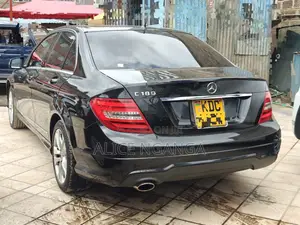 Mercedes-Benz C180 2014 Black