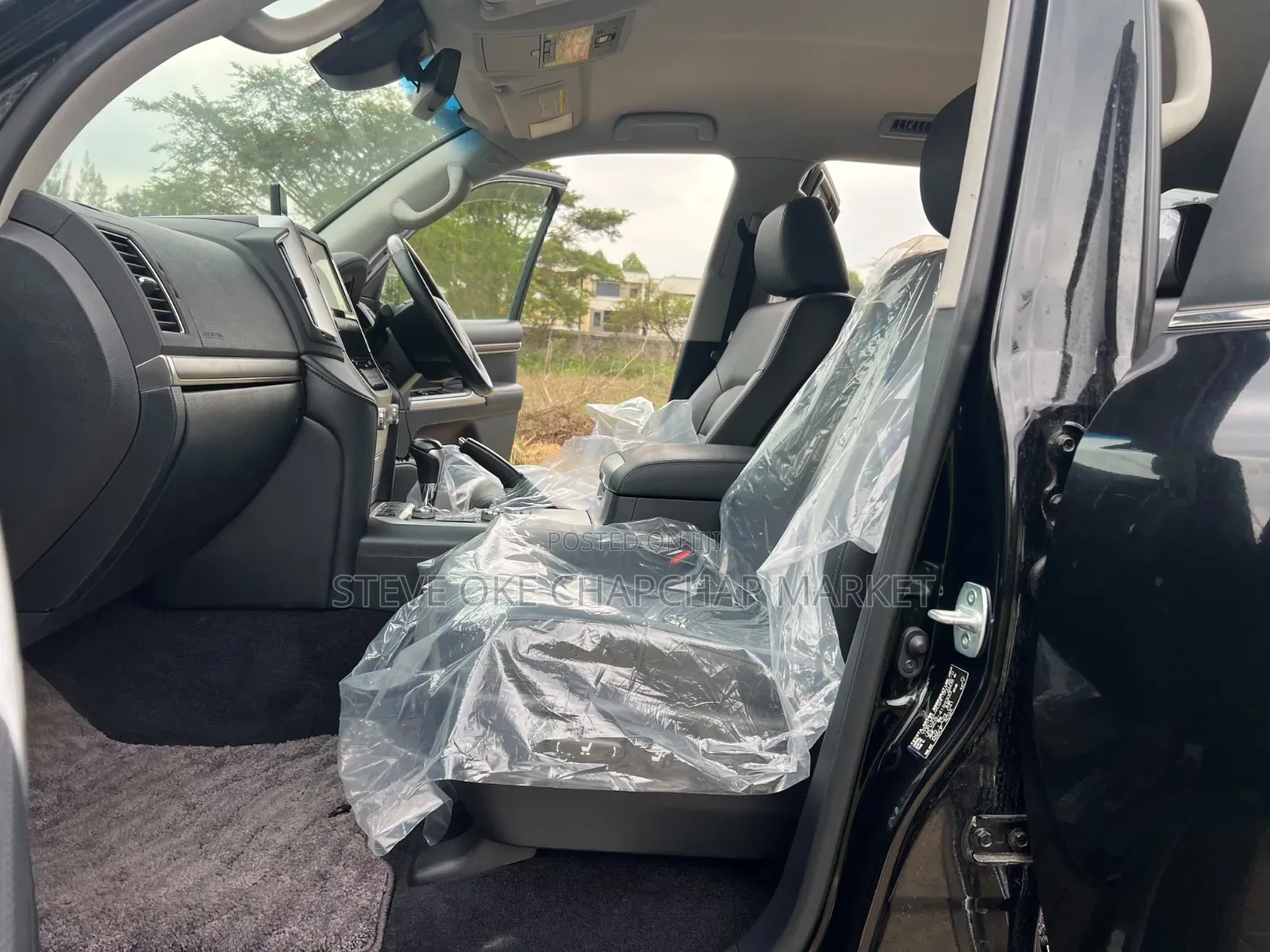 Toyota Land Cruiser 4.6 V8 ZX 2017 Black