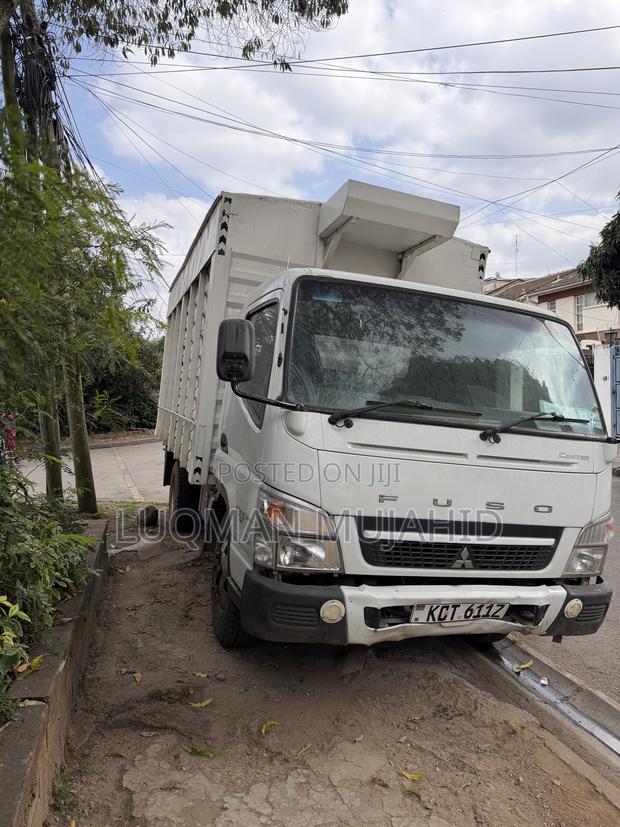 Fuso Canter - thumbnail 2
