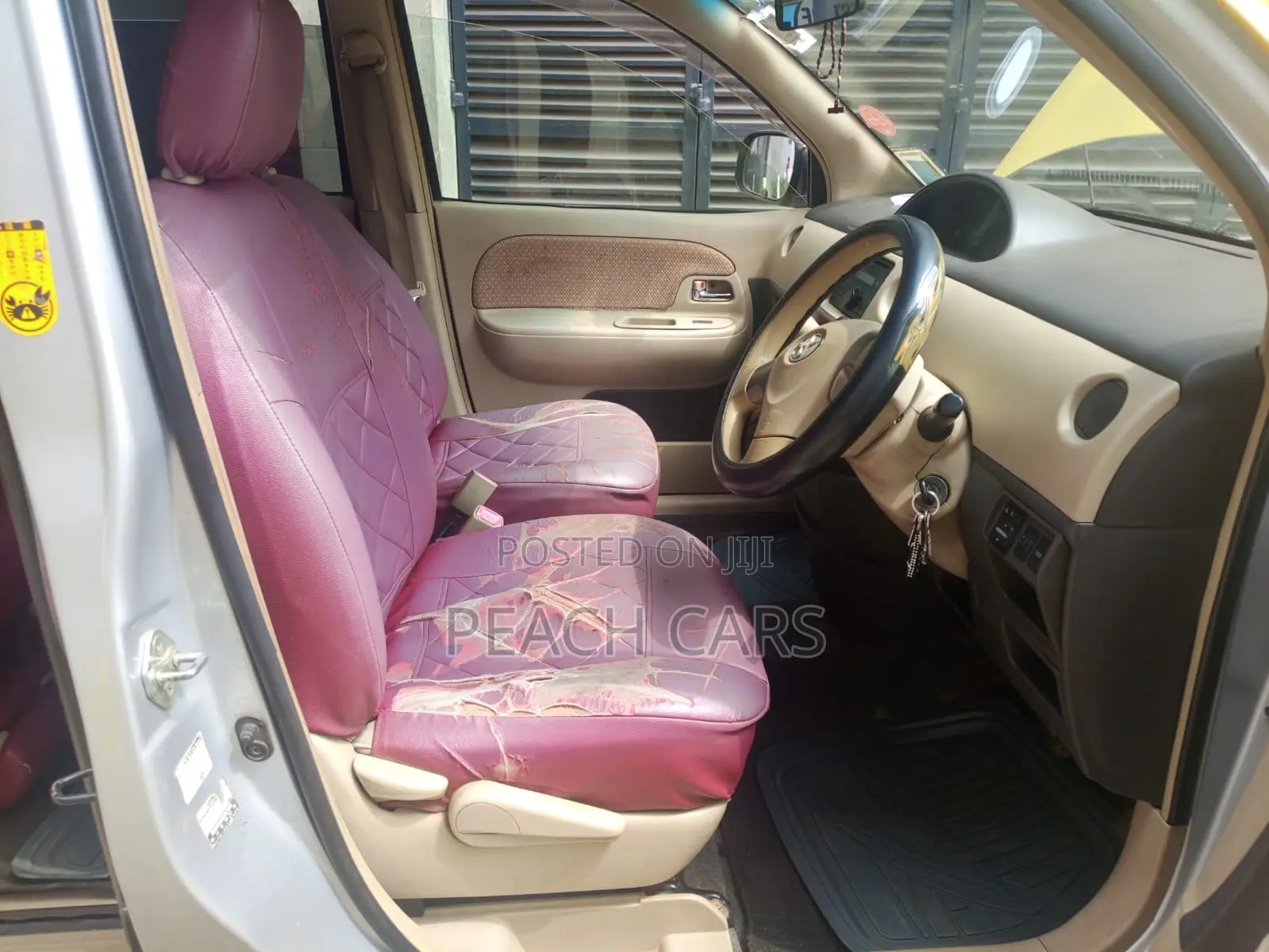 Toyota Sienta 2015 Yellow