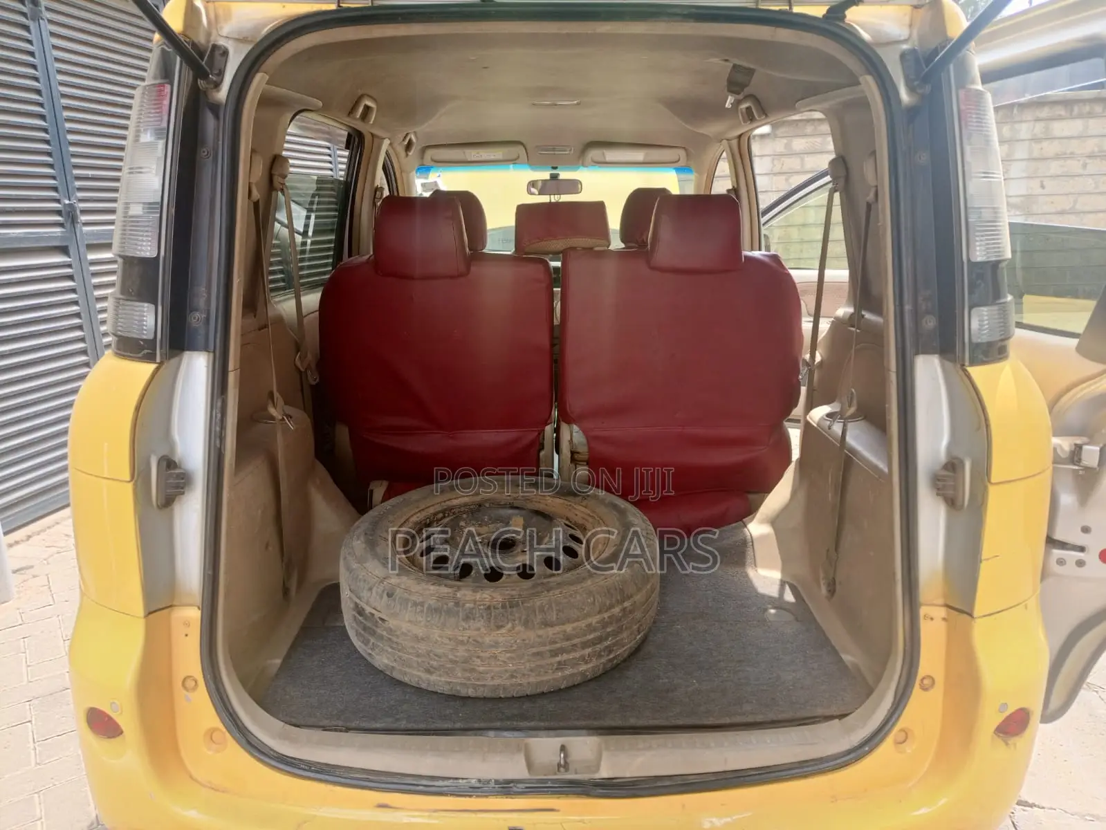 Toyota Sienta 2015 Yellow