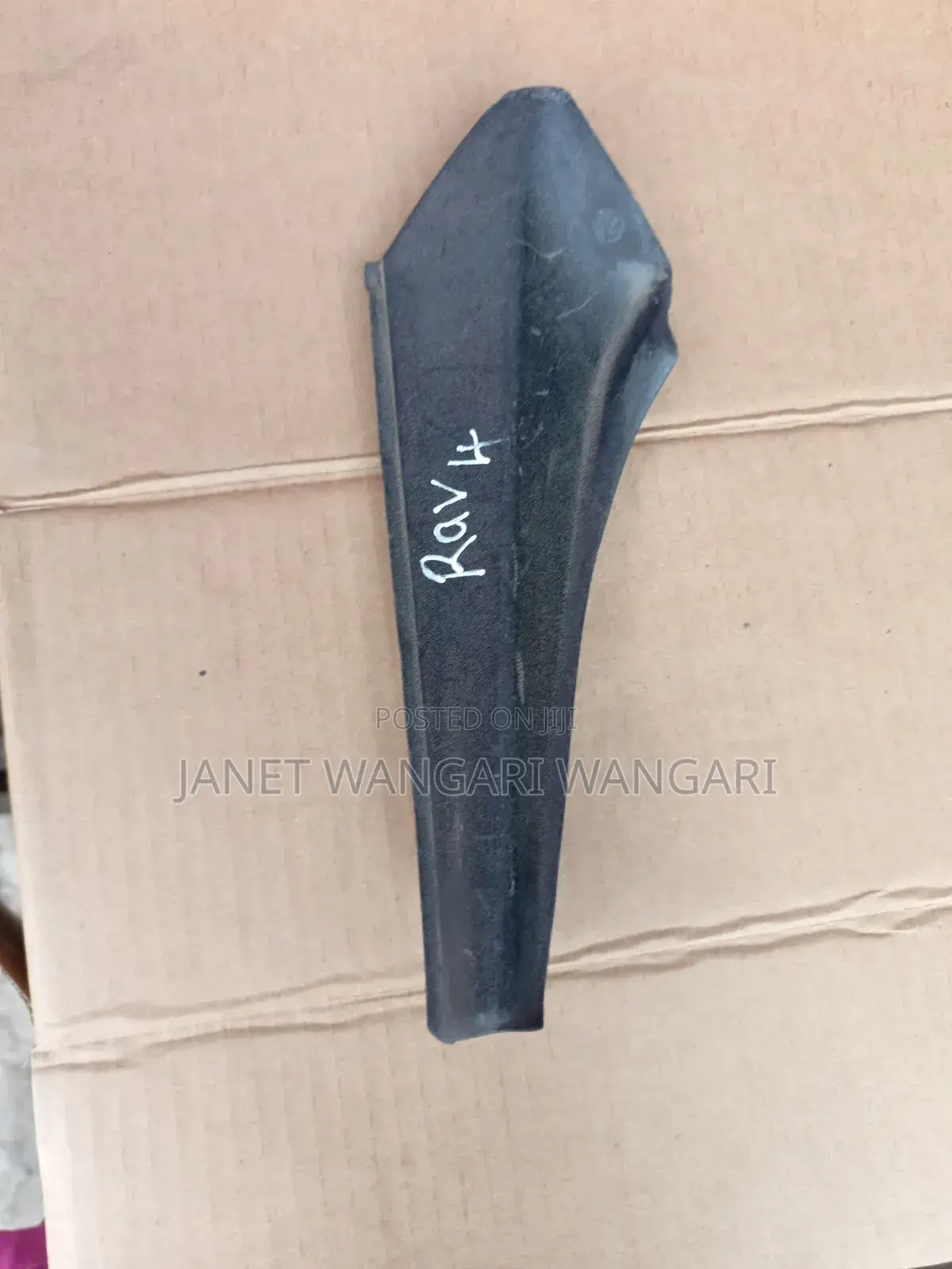 Windscreen Finisher/ Mirror Rubber Rav4 2015