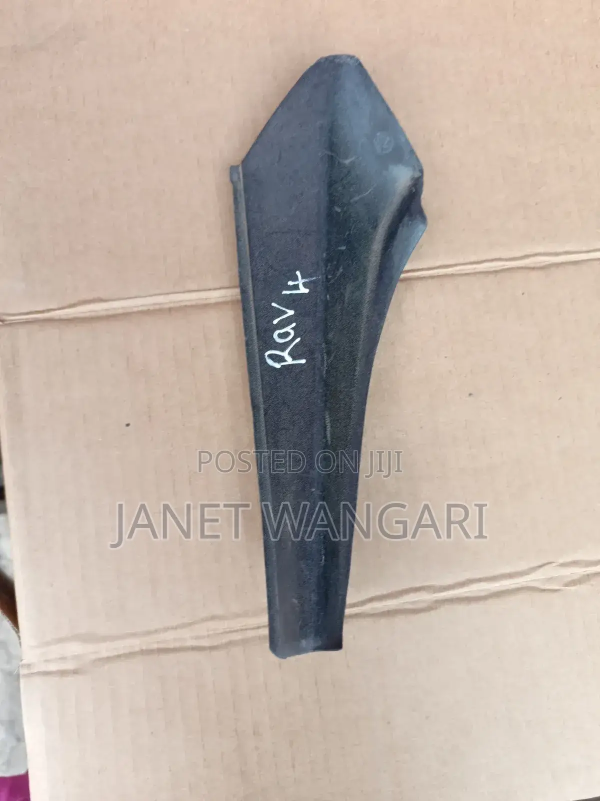 Windscreen Finisher/ Mirror Rubber Rav4 2015