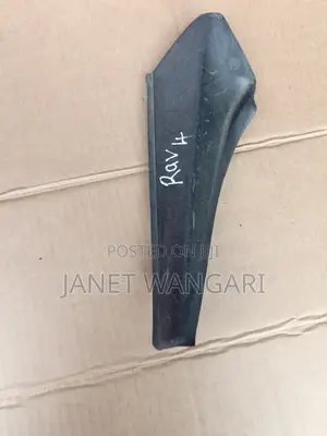 Windscreen Finisher/ Mirror Rubber Rav4 2015