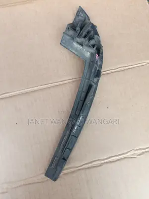 Windscreen Finisher/ Mirror Rubber Passo Sette