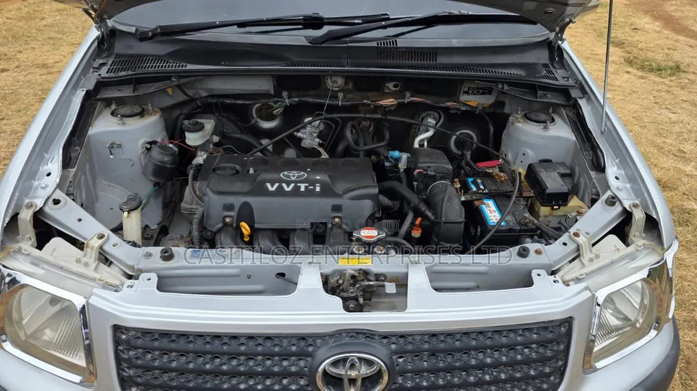 Toyota Probox 2016 Silver