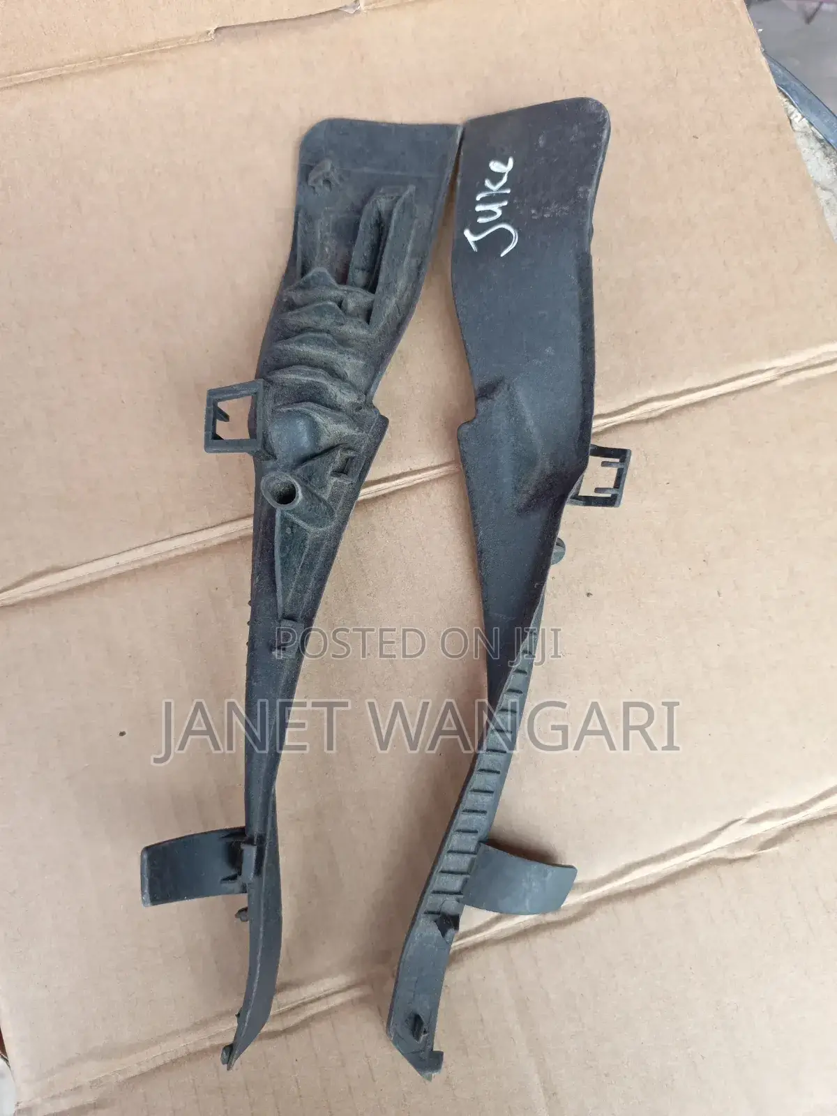 Windscreen Finisher/ Mirror Rubber Nissan Juke
