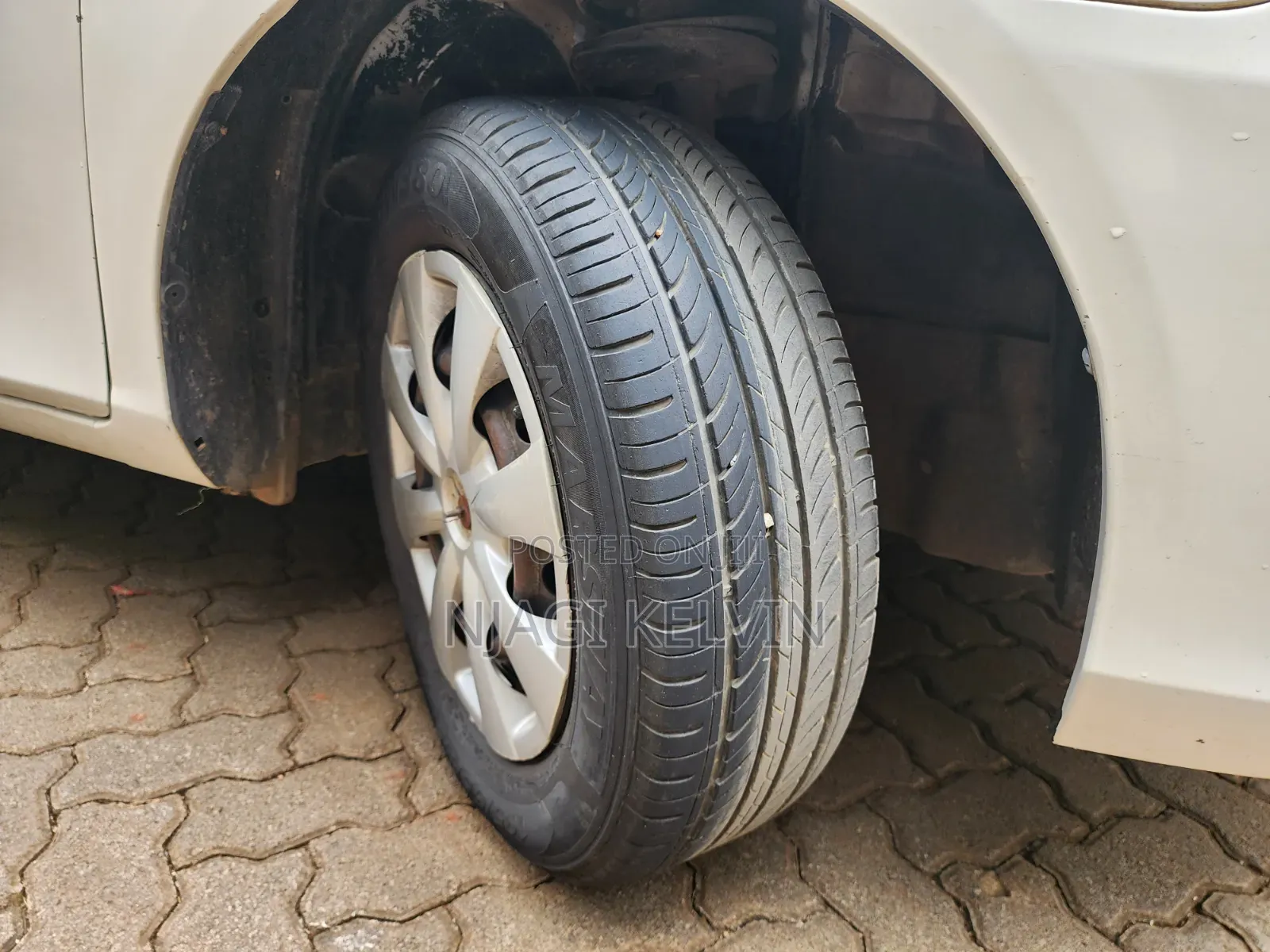 Toyota Axio 1.5 X 2WD 2011 White