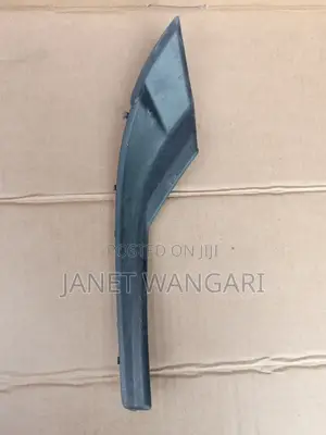 Windscreen Finisher/ Mirror Rubber Nissan Dayz