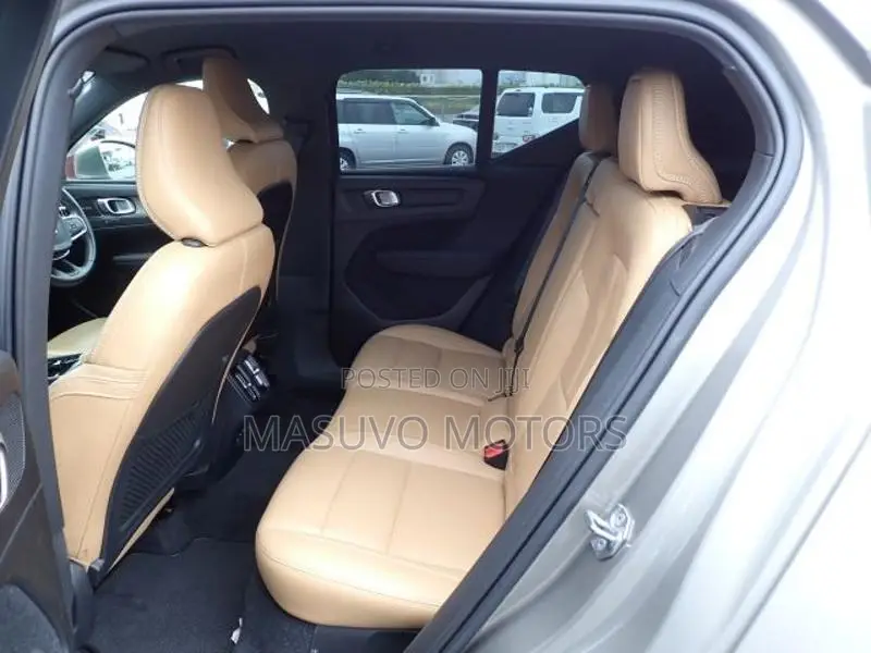 Volvo XC40 2020 Beige