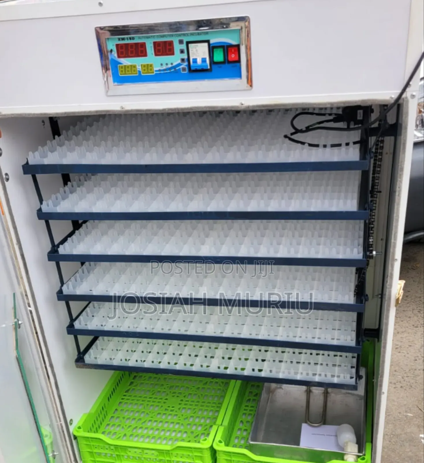 Automatic Egg Hatcher With 1056 Capacity