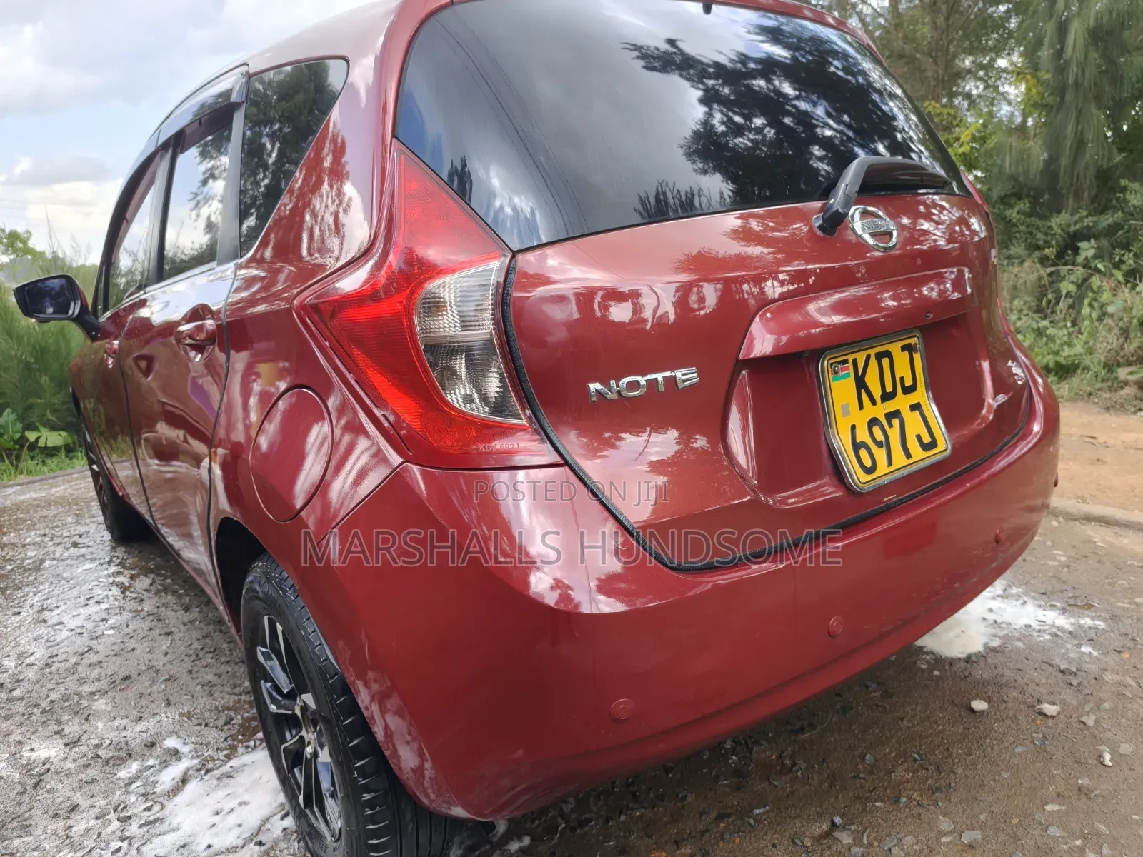 Nissan Note 2015 Maroon