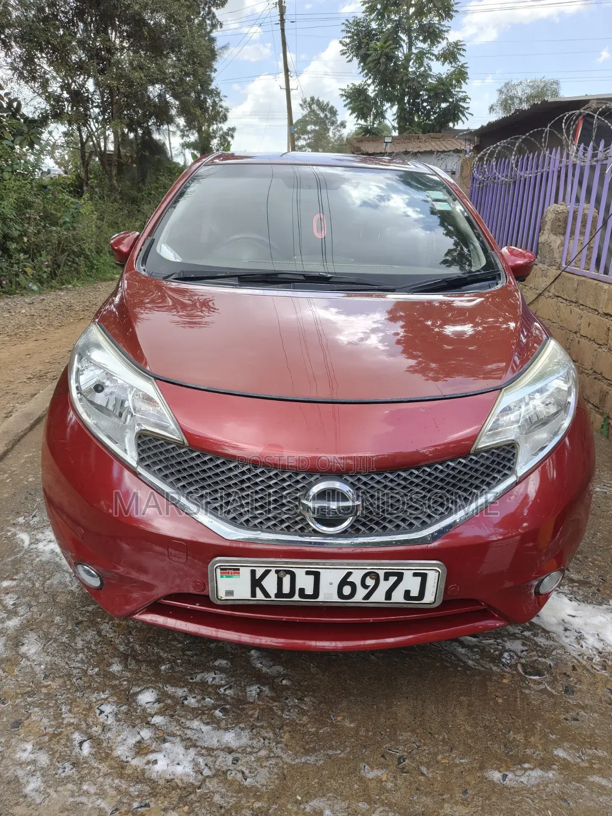 Nissan Note 2015 Maroon