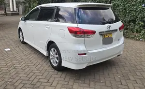 Toyota Wish 2012 White