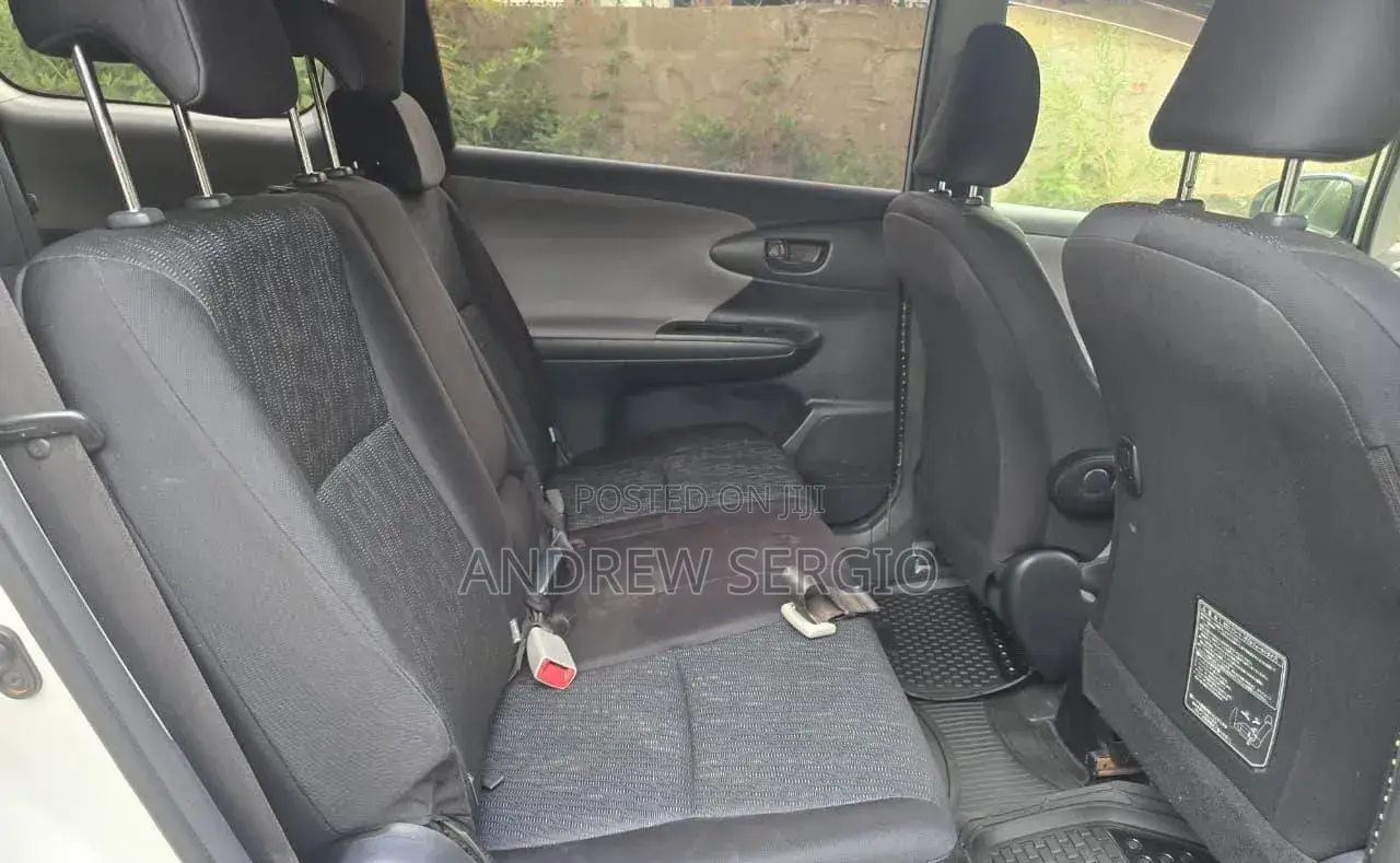 Toyota Wish 2012 White