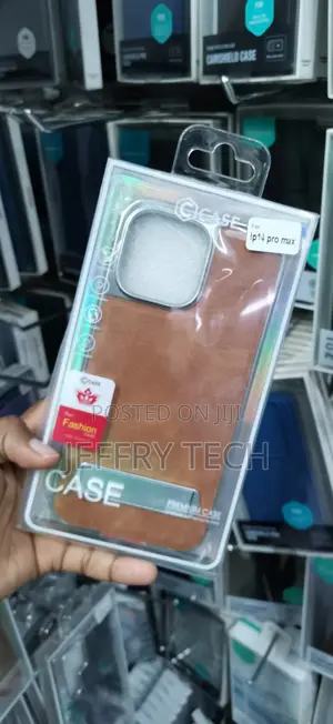 iPhone 14 Pro Max Brown Leather-Style "C Case"