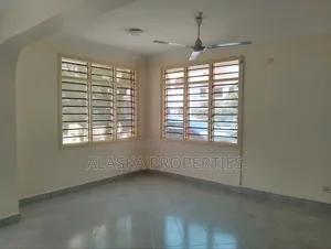 4bdrm Mansion in Beach Road Estate, Nyali Mkomani for rent