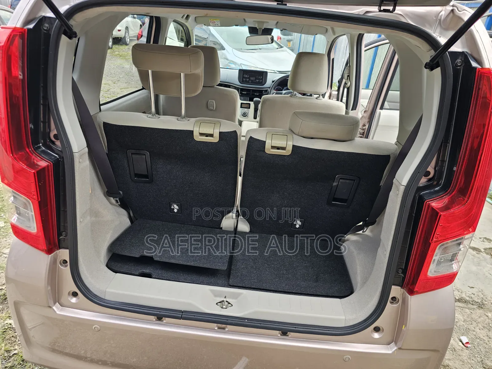 Daihatsu Move 2019 Gold