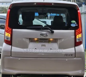 Daihatsu Move 2019 Gold