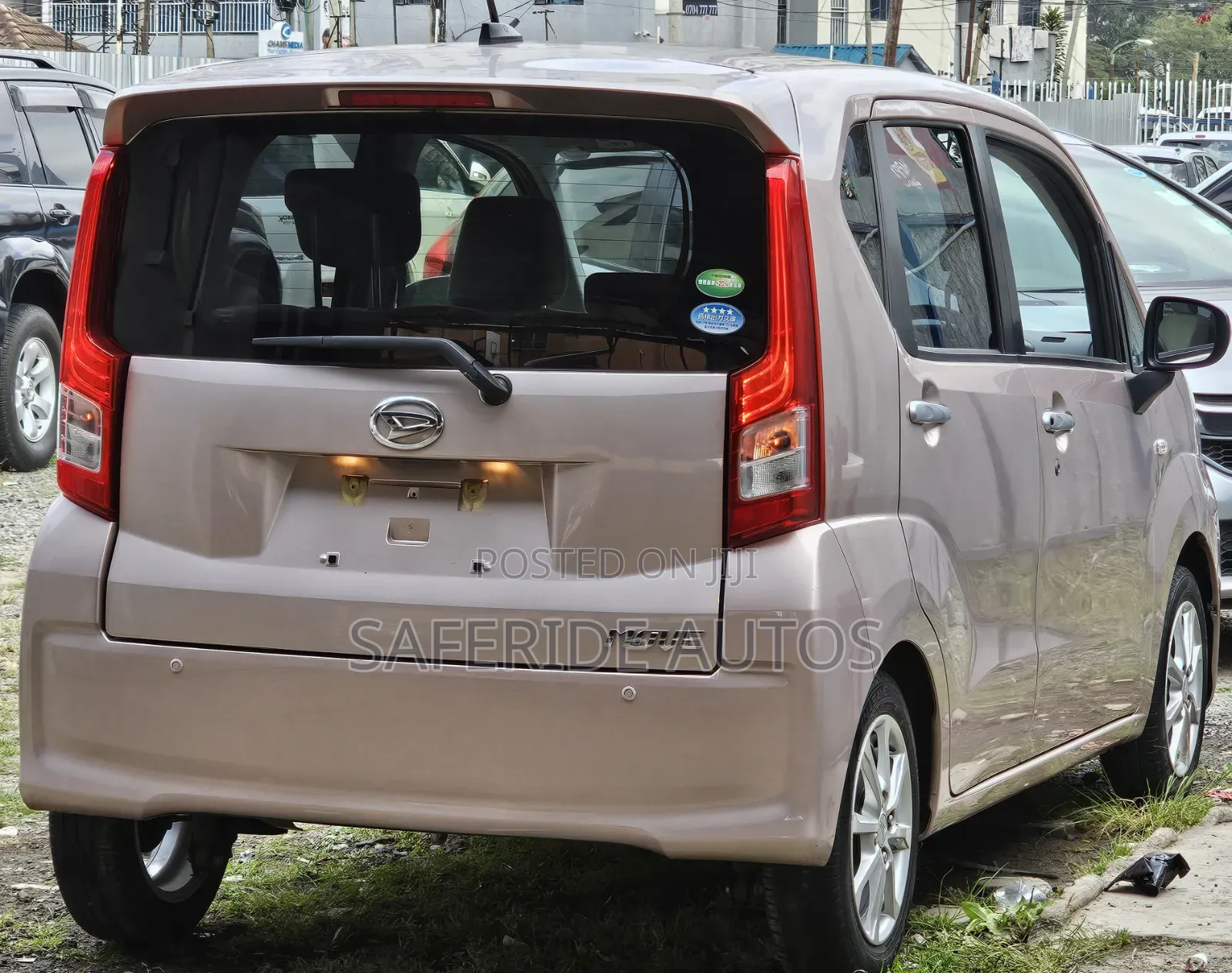 Daihatsu Move 2019 Gold