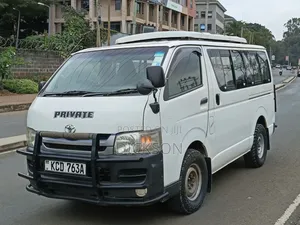 Toyota HiAce 2009 White