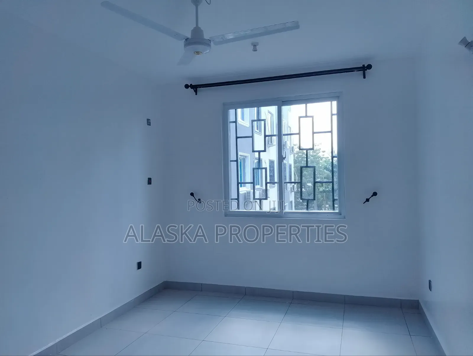 3bdrm Apartment in Nyali Estate for rent