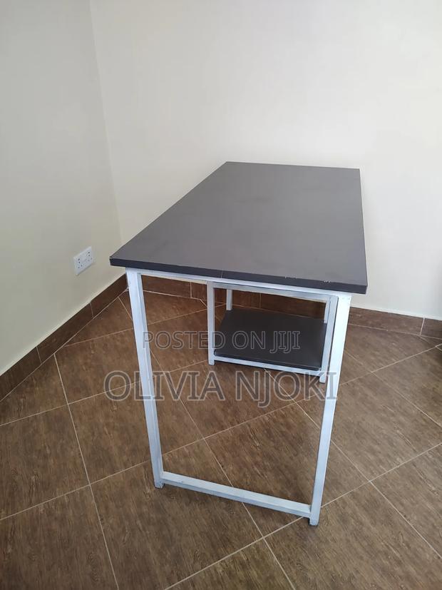Study Table/Desk - thumbnail 5