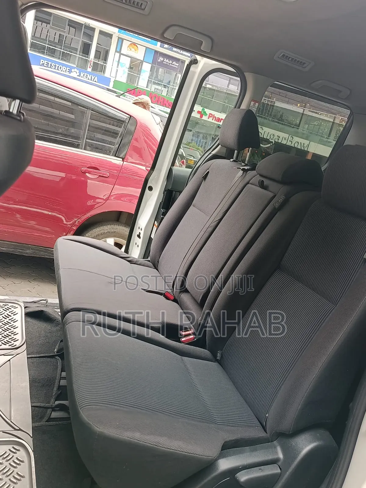Toyota Noah 2017 White