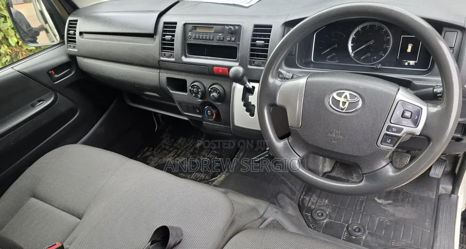 Toyota HiAce 2020 White