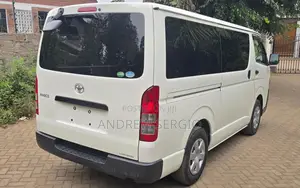 Toyota HiAce 2020 White
