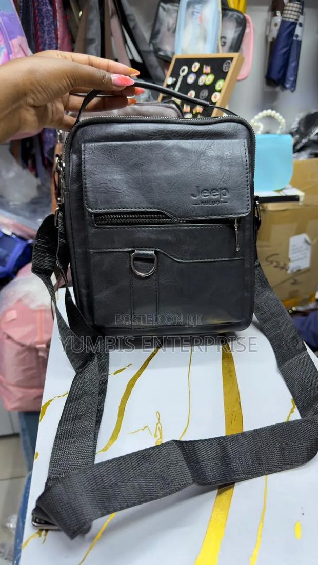Black Everyday Sling Jeep Shoulder Chest Bag at 1000 - thumbnail 2