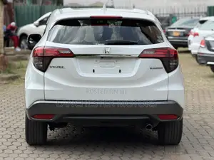 Honda Vezel 1.5 Hybrid 2WD 2019 White
