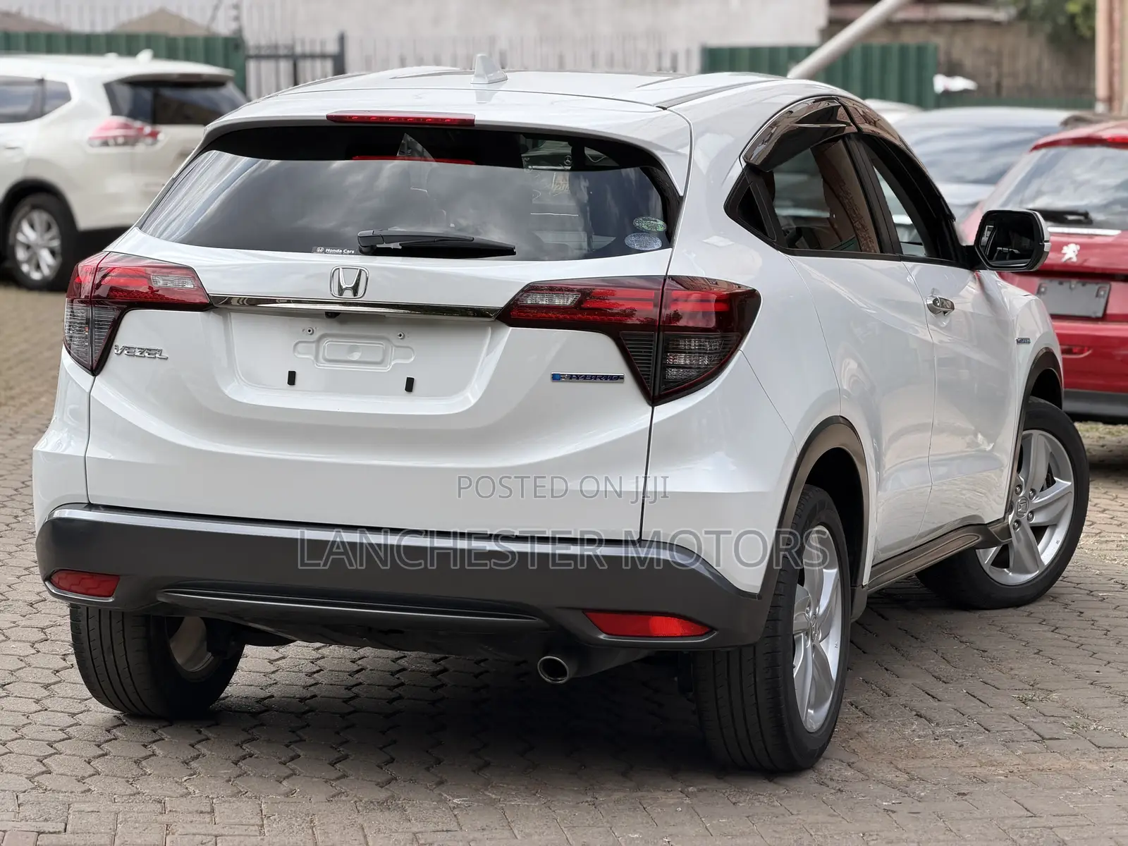 Honda Vezel 1.5 Hybrid 2WD 2019 White
